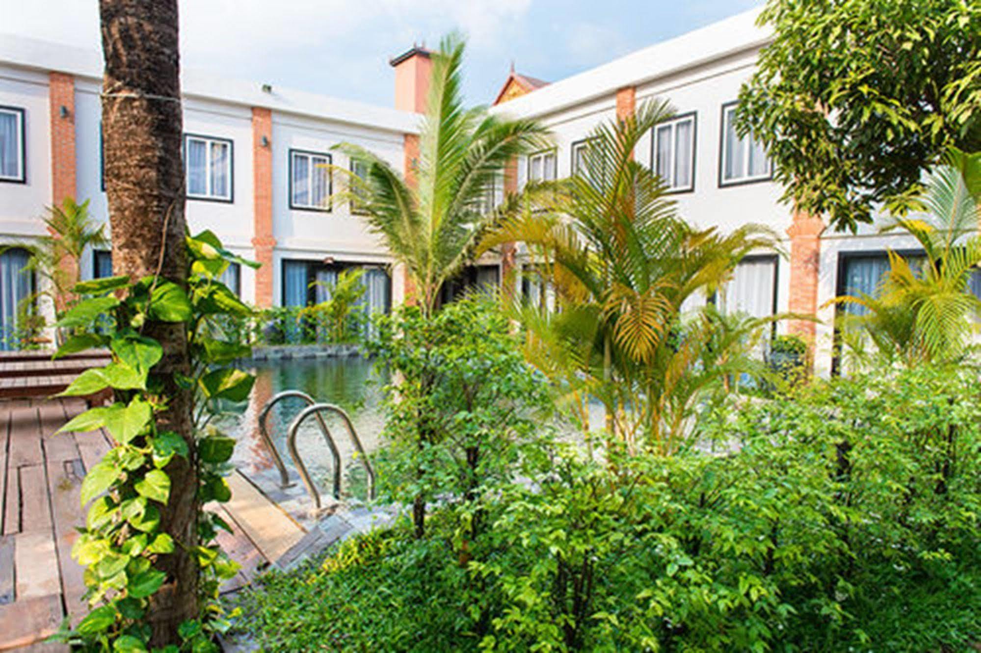 Day Day Inn Siem Reap Exterior photo